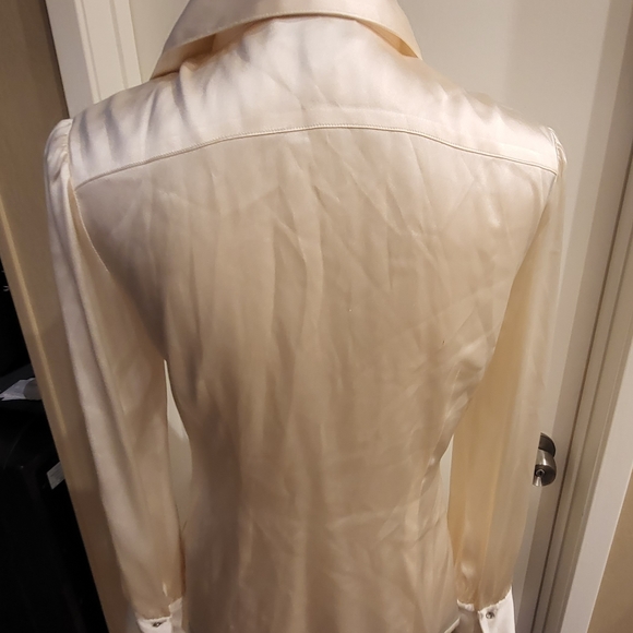 Bebe long sleeve blouse size Medium - Picture 2 of 5